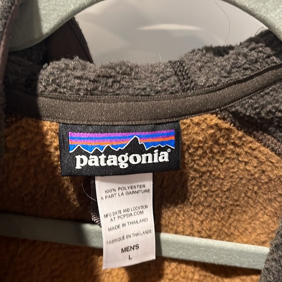 Patagonia Men’s Better Sweater Full Zip Hoodie. Size L. - Picture 3 of 4
